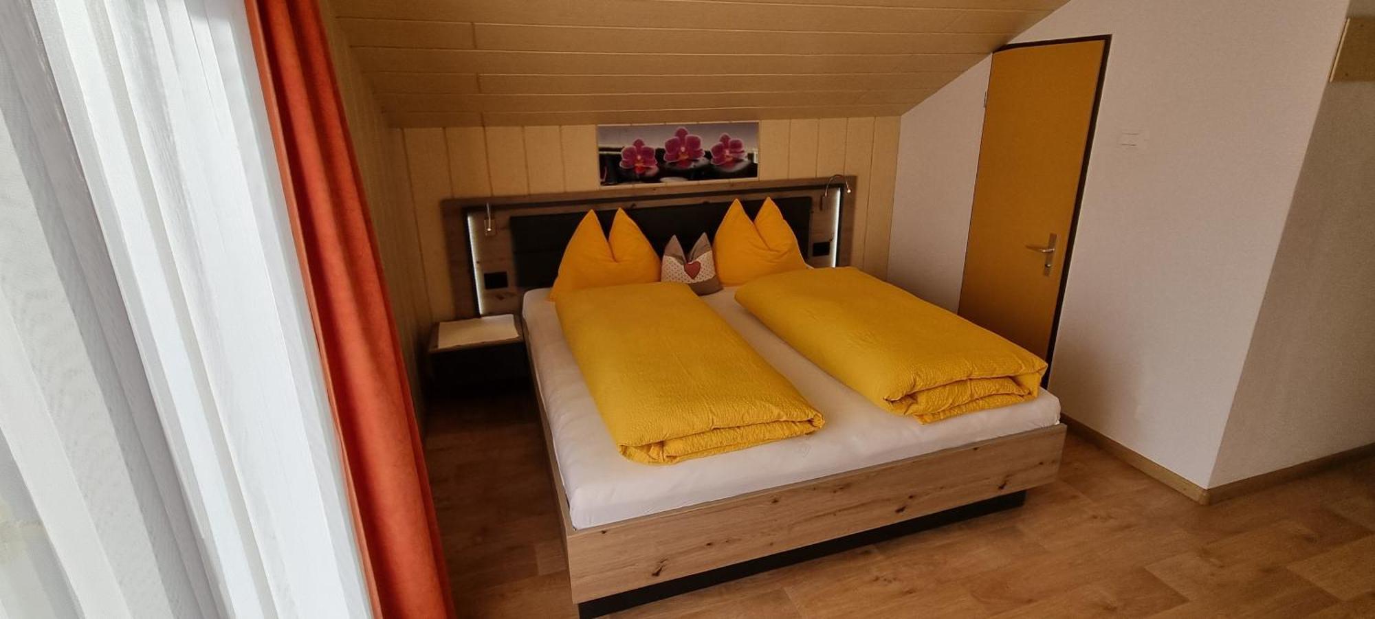 Garni Helfer Bed & Breakfast Dobbiaco Luaran gambar